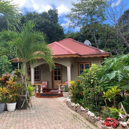 Island Bungalow ลาดิก ภายนอก รูปภาพ