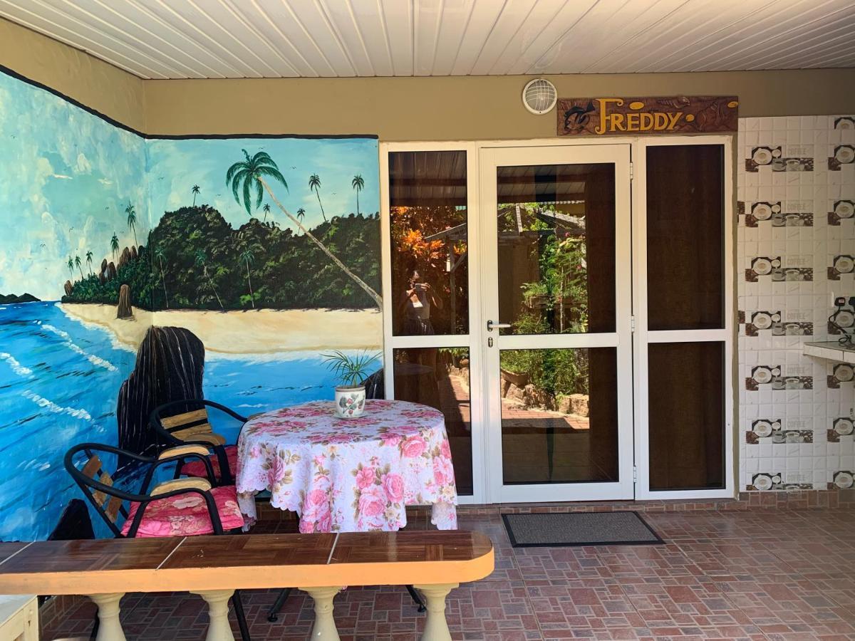 Island Bungalow ลาดิก ภายนอก รูปภาพ