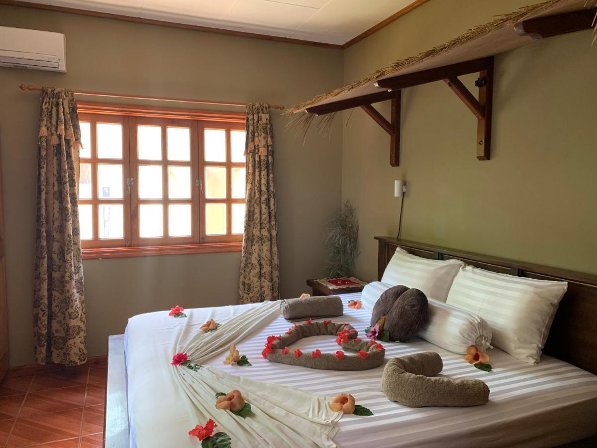 Island Bungalow ลาดิก ภายนอก รูปภาพ