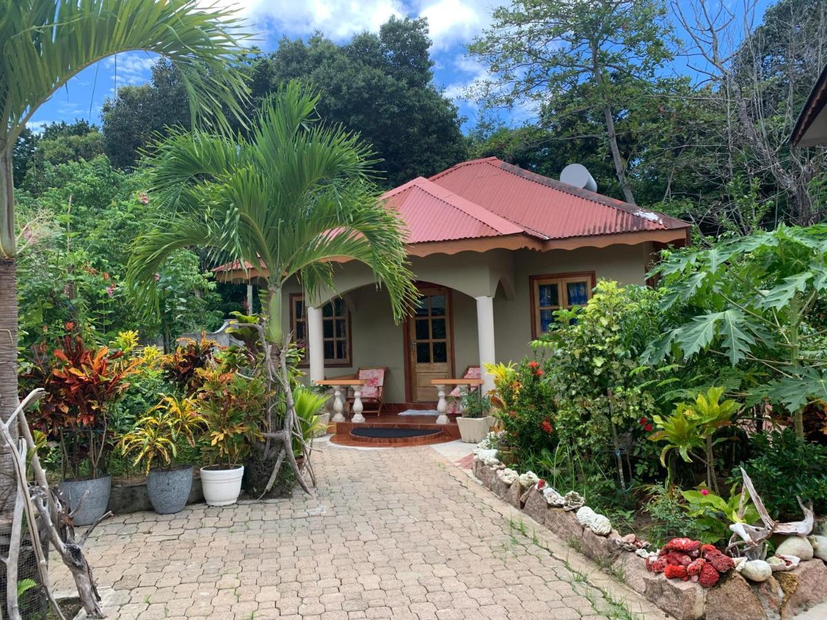 Island Bungalow ลาดิก ภายนอก รูปภาพ