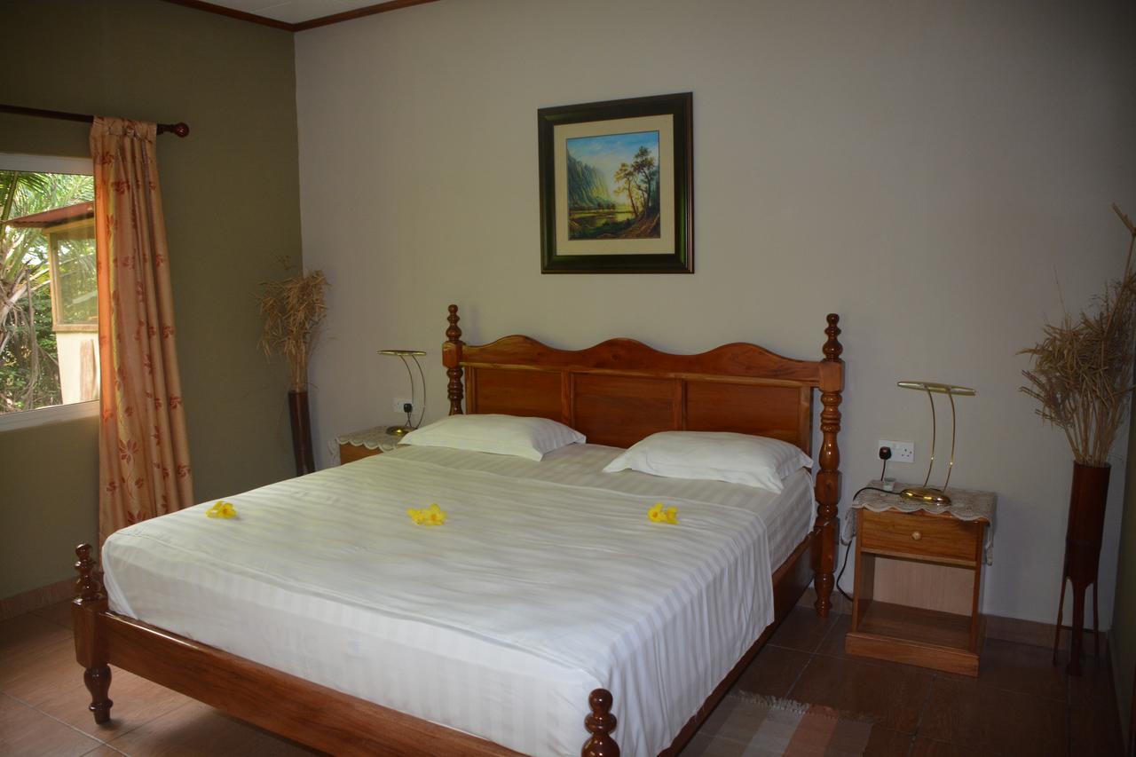 Island Bungalow ลาดิก ภายนอก รูปภาพ
