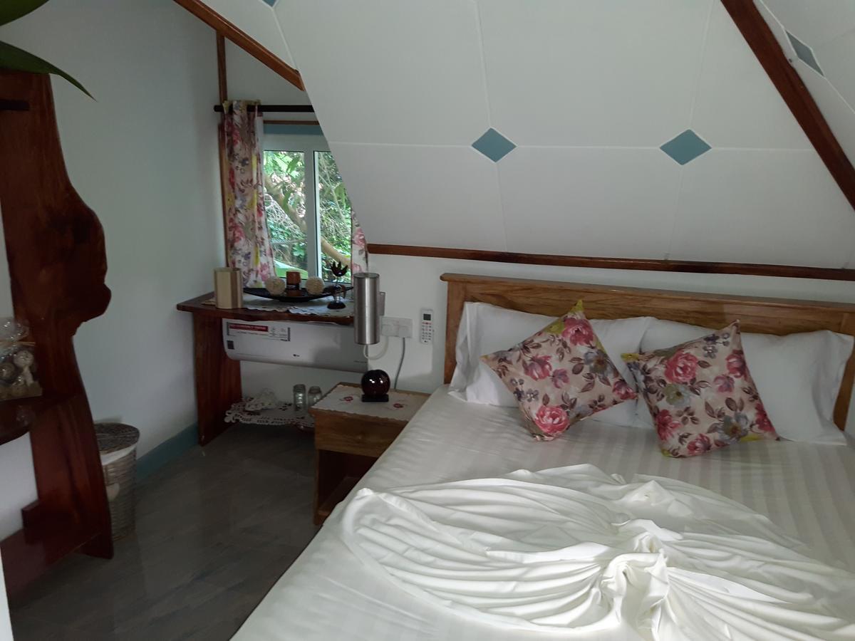 Island Bungalow ลาดิก ภายนอก รูปภาพ