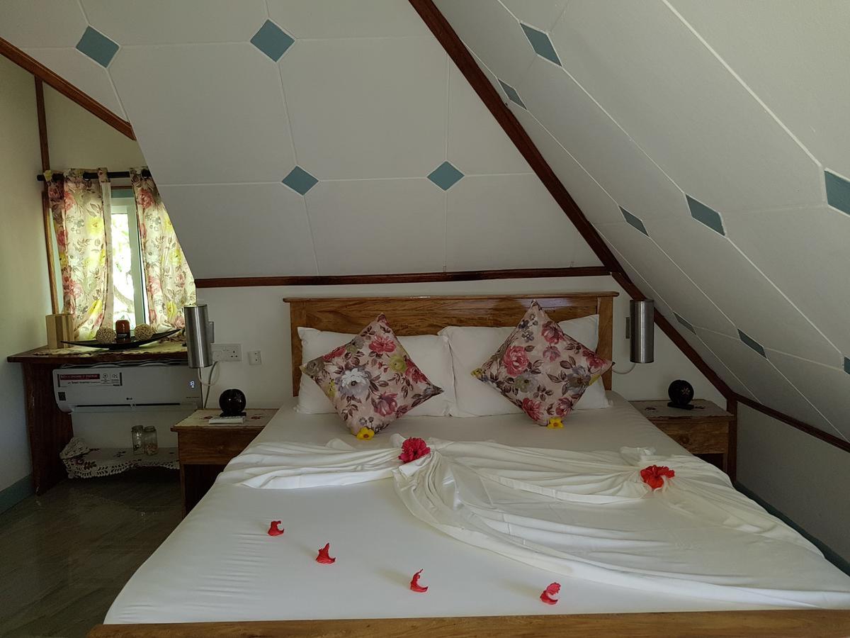 Island Bungalow ลาดิก ภายนอก รูปภาพ