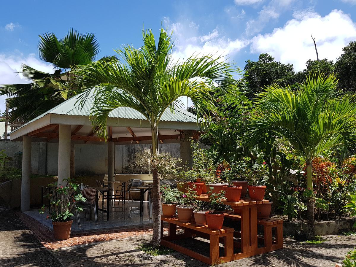 Island Bungalow ลาดิก ภายนอก รูปภาพ