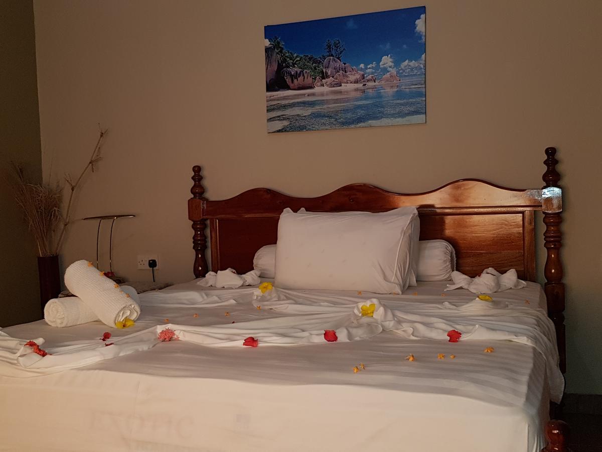 Island Bungalow ลาดิก ภายนอก รูปภาพ
