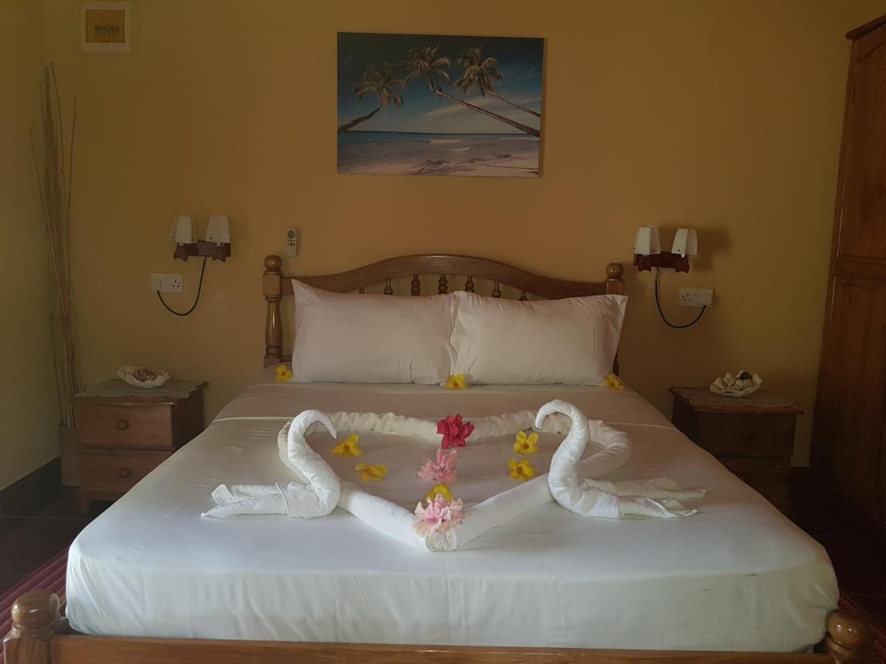 Island Bungalow ลาดิก ภายนอก รูปภาพ